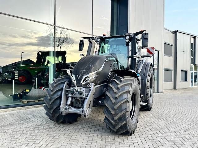 Valtra Q225 Alle opties! ook twintrac!