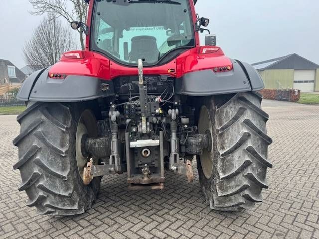 Valtra T144 Hitech
