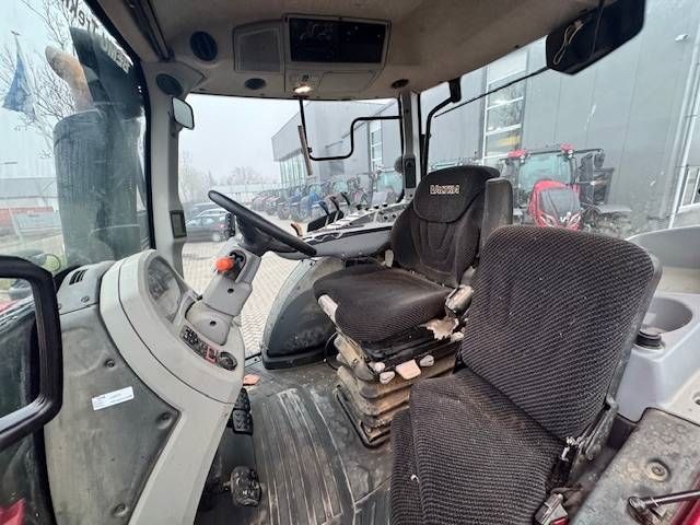 Valtra T144 Hitech