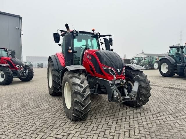 Valtra T144 Hitech