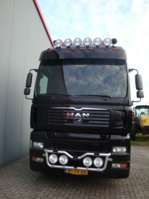 MAN TGA 26.530