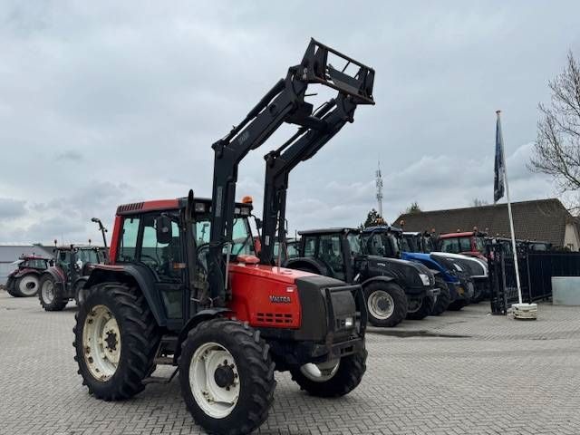 Valtra Valmet 6650 Hitech, voorlader, vloeistofkoppeling