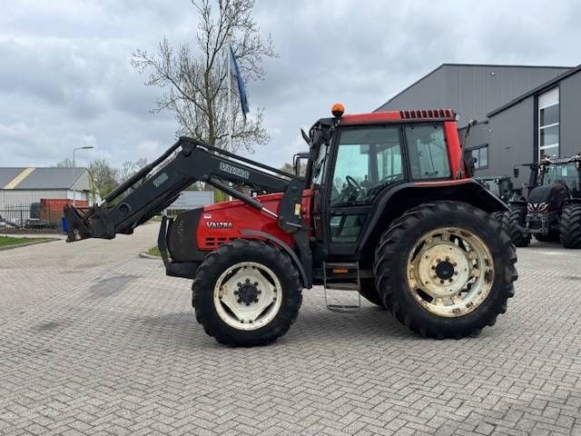 Valtra Valmet 6650 Hitech, voorlader, vloeistofkoppeling