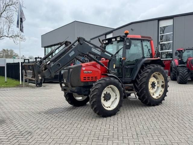 Valtra Valmet 6650 Hitech, voorlader, vloeistofkoppeling