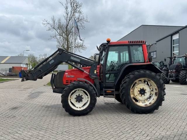 Valtra Valmet 6650 Hitech, voorlader, vloeistofkoppeling