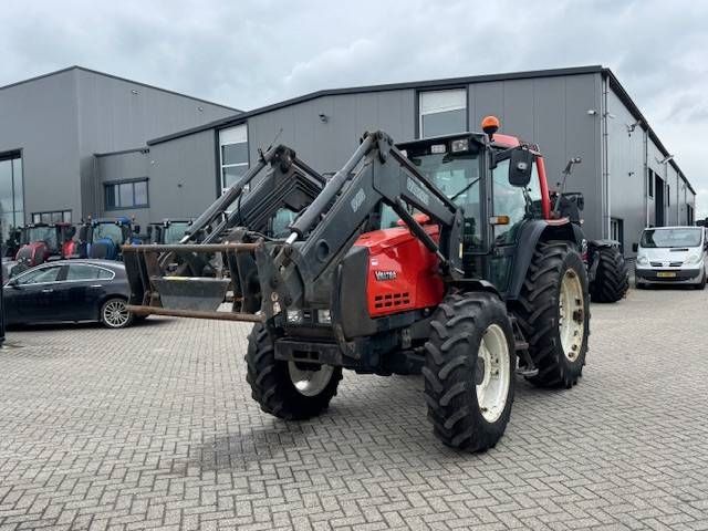 Valtra Valmet 6650 Hitech, voorlader, vloeistofkoppeling