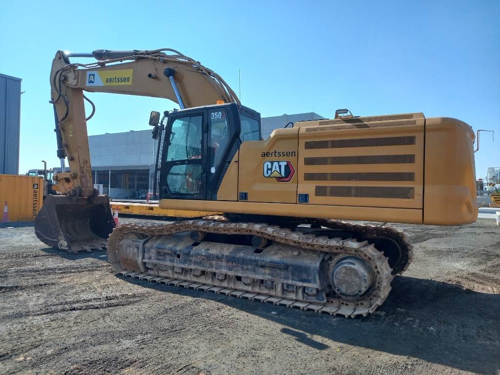 CAT 350 (Abu Dhabi)
