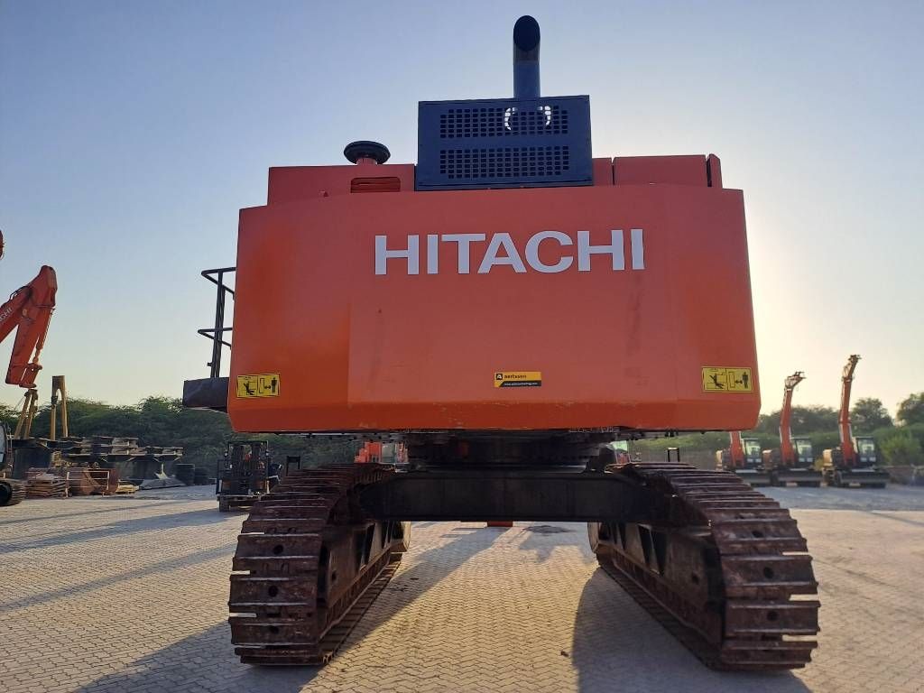 Hitachi EX1200-6 ME (New Boom + Stick) (Jebel Ali, UAE)