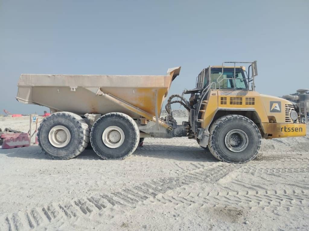 Komatsu HM400-3R (4 pieces available in Abu Dhabi)