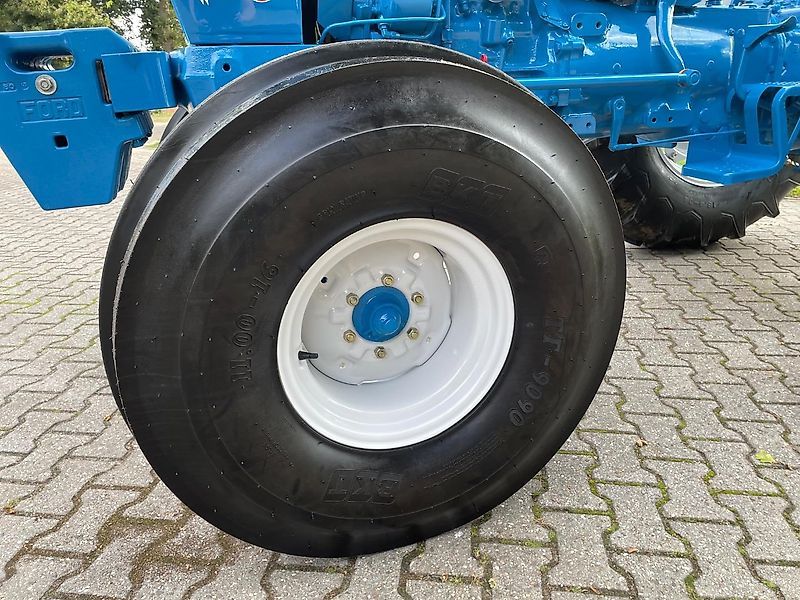 Ford 7000 TURBO VOLLEDIG GERESTAUREERD