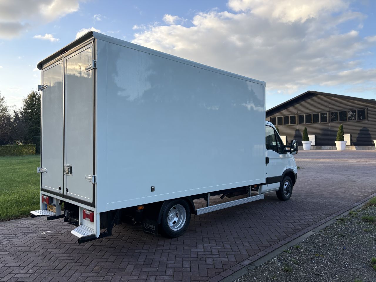 Iveco Daily bakwagen 40C18 luchtgeremd 6 TON
