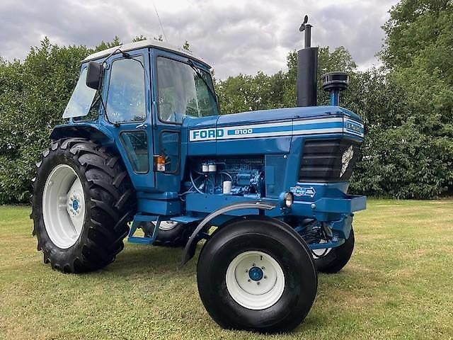 Ford 8100 County Dual Power