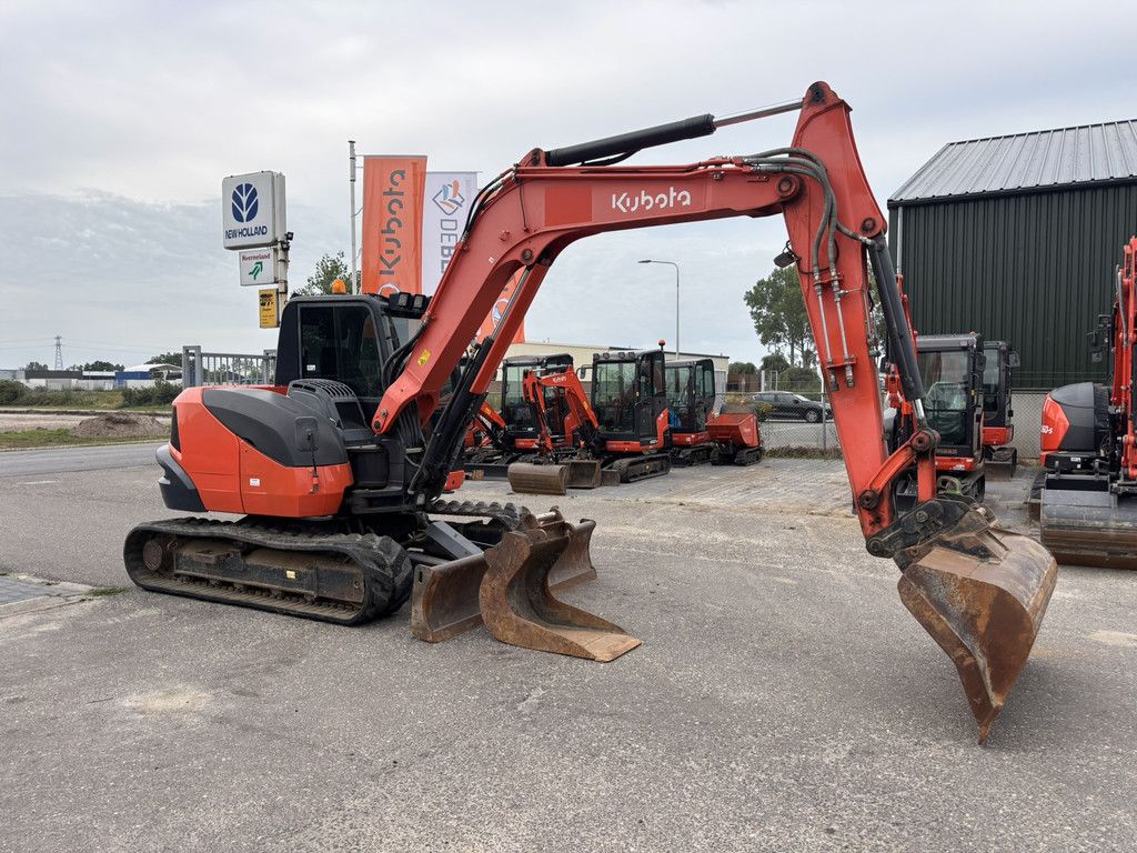 KUBOTA KX080-4A