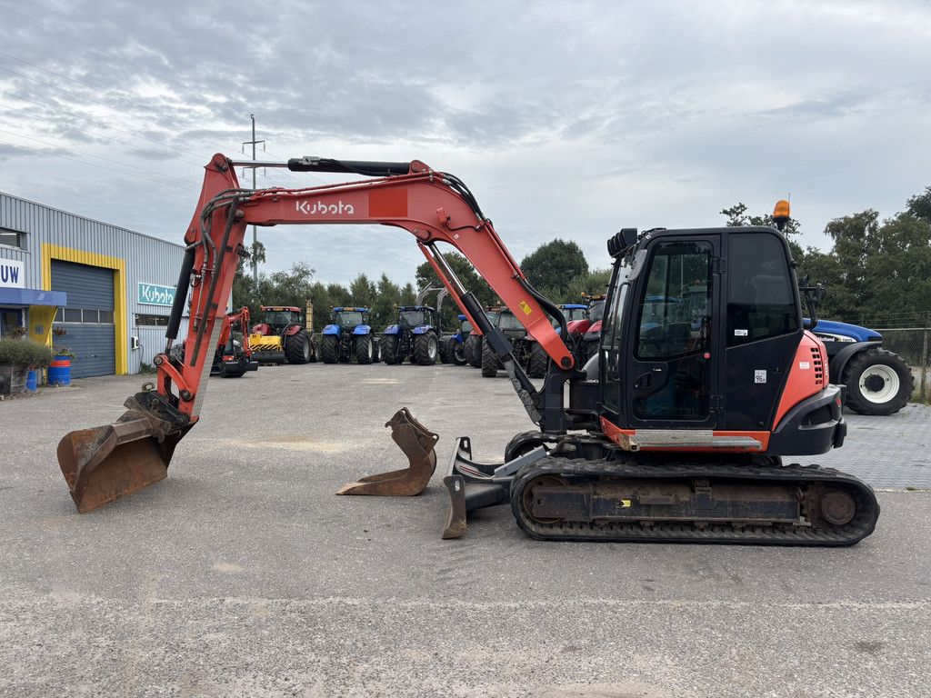KUBOTA KX080-4A