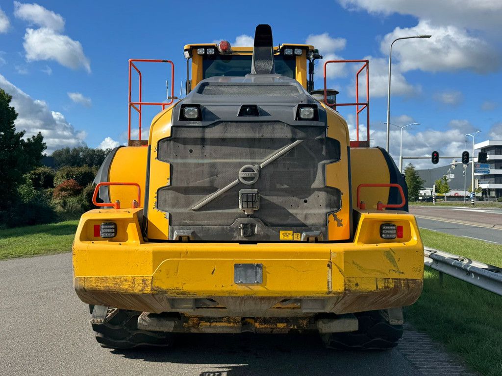 Volvo L220H