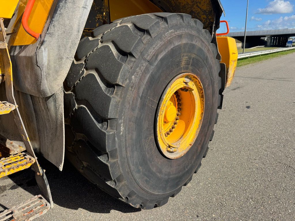 Volvo L220H