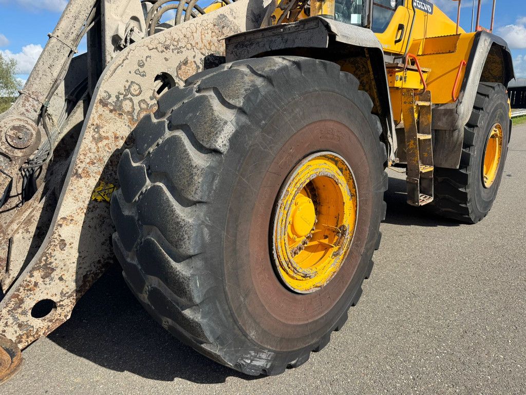 Volvo L220H
