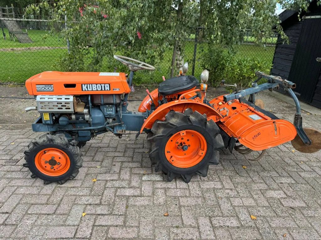 Kubota B5000 4WD Minitractor