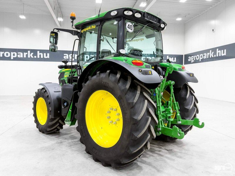 John Deere 6130R