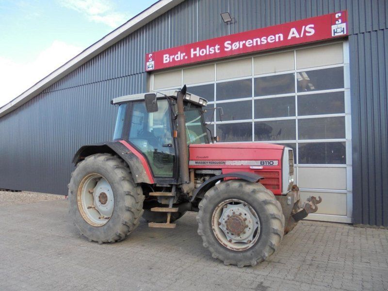 Massey Ferguson 8110