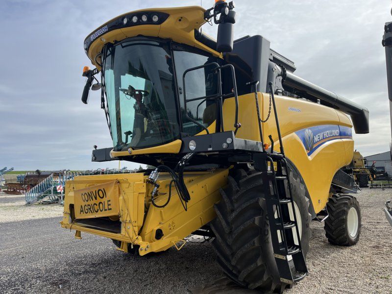 New Holland CX6.80