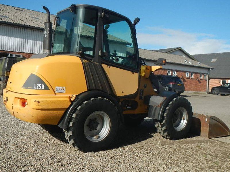Volvo L 25 B-P
