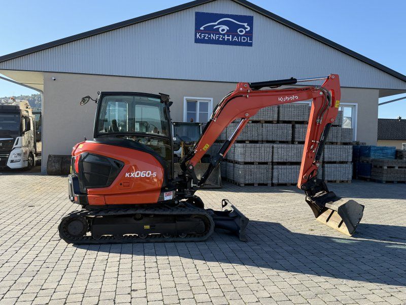 Kubota KX060-5 mit Powertilt