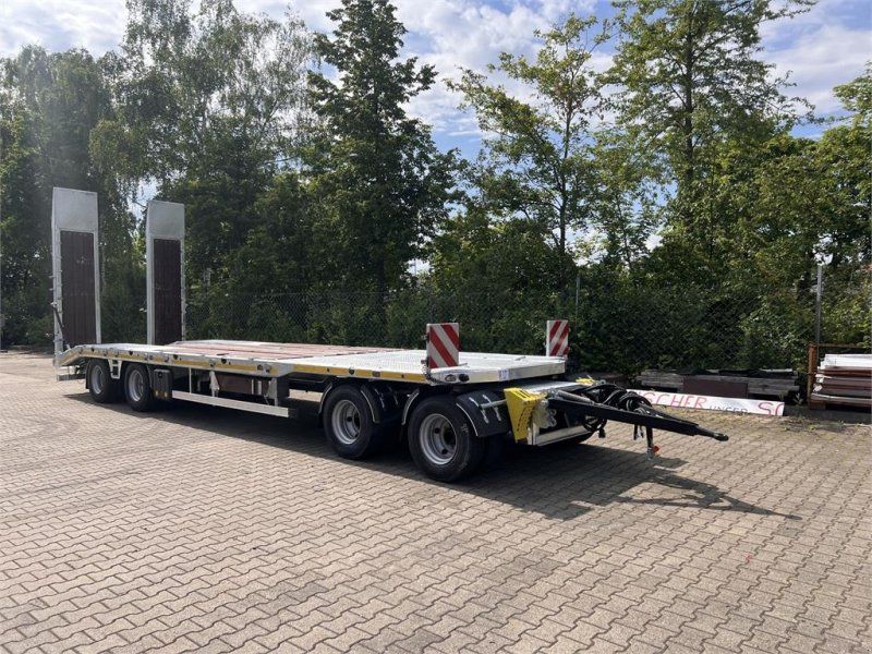 Möslein T4 VB H1 gerade neuer 4 Achs Tieflader gerade hyd