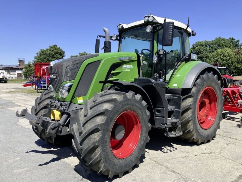 Fendt 826 VARIO S4 PROFI PLUS
