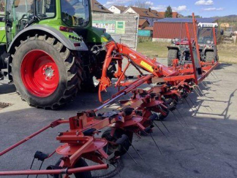 Kuhn GF 7702