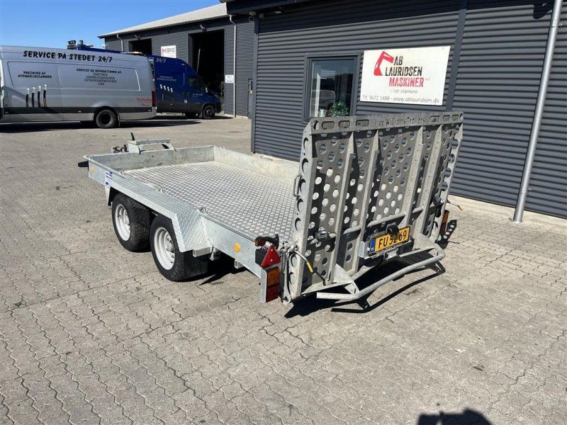 Ifor Williams GH 126 Alubund årgang  som ny!