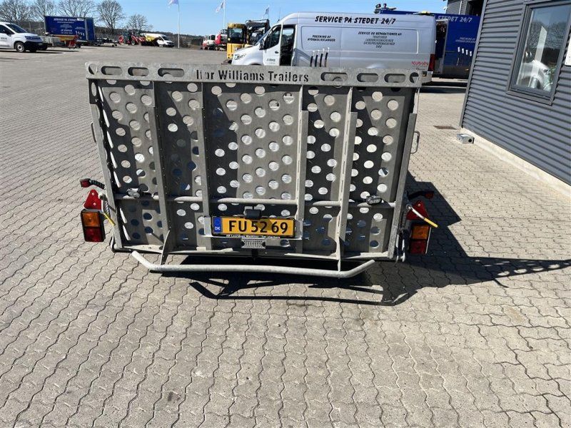 Ifor Williams GH 126 Alubund årgang  som ny!