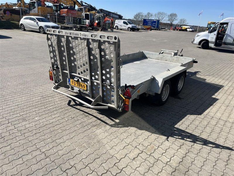 Ifor Williams GH 126 Alubund årgang  som ny!