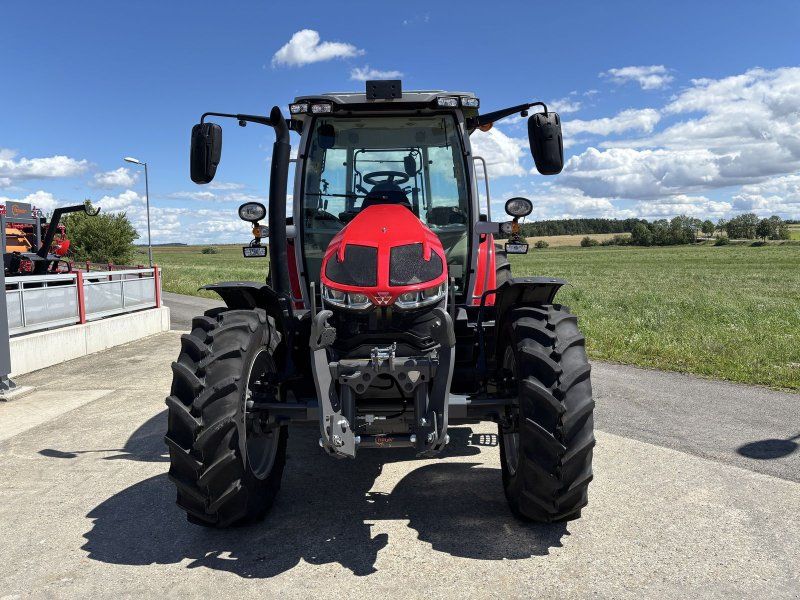 Massey Ferguson 5S.115 Dyna-6 Efficient