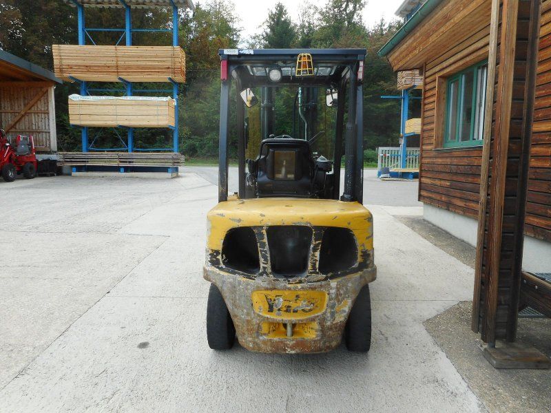 Yale GDP35VX Tripl 4,9m + SS + Zwillingsreifen