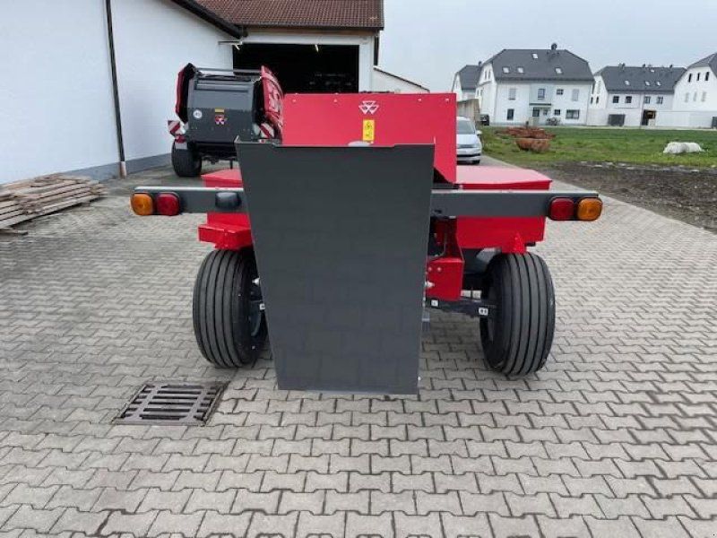 Massey Ferguson 1840 HOCHDRUCKPRESSE