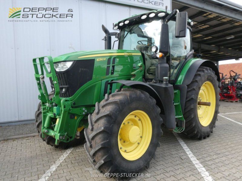 John Deere 6250R