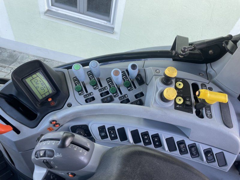 New Holland T6.175