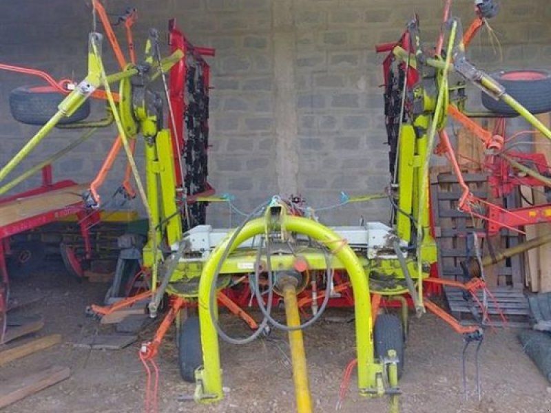 Claas Volto 550 HR