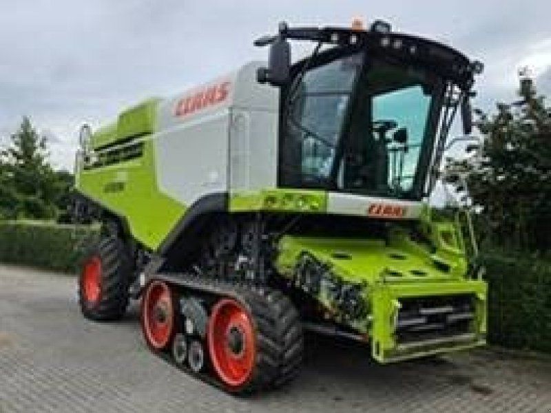 Claas Lexion 770 TT + V1230