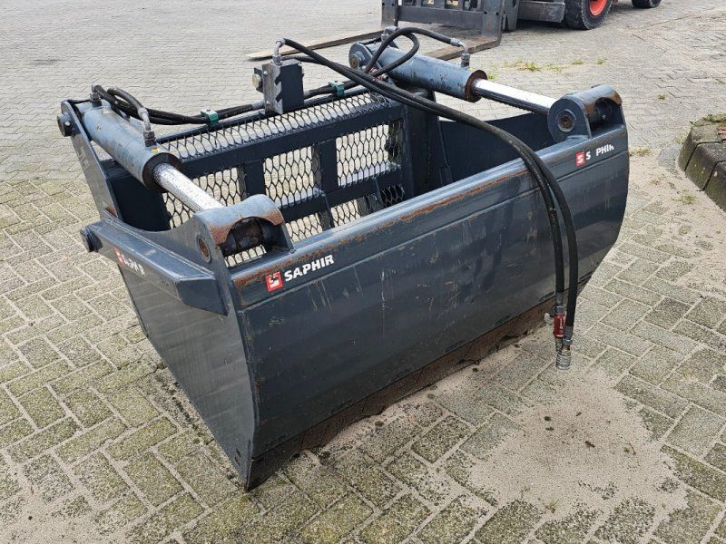 Saphir SSZE 136