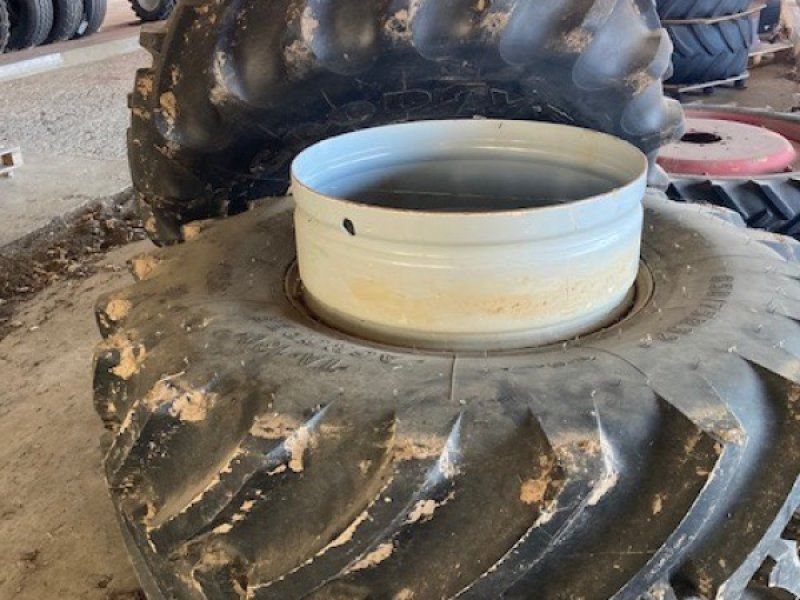 Petlas Dpelräder 650/75R32 f. Fendt