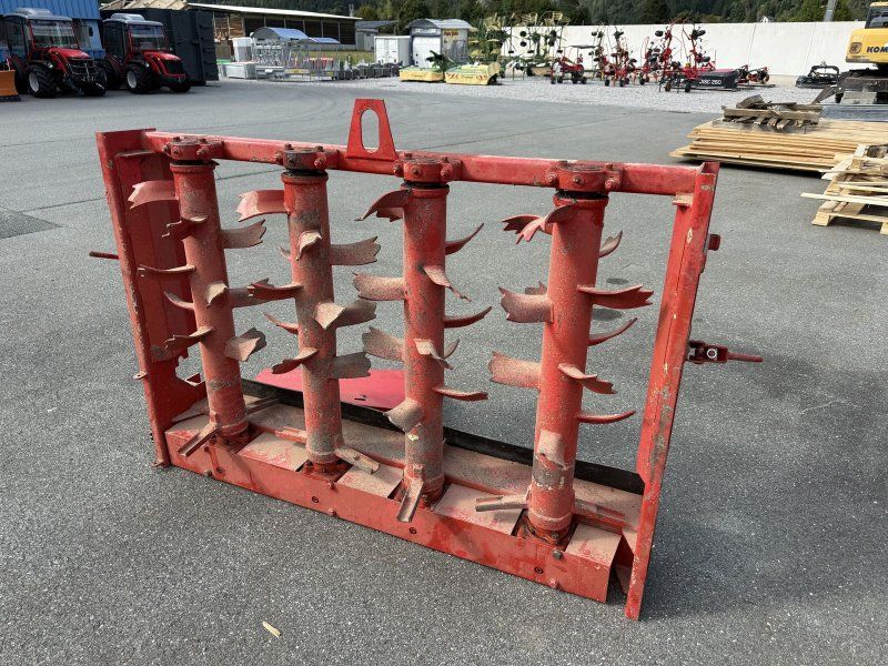 Lindner Miststreuer für Transporter