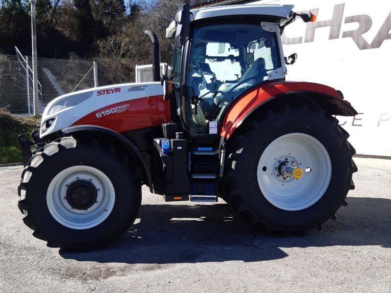 Steyr 6150 Profi CVT (Stage V)