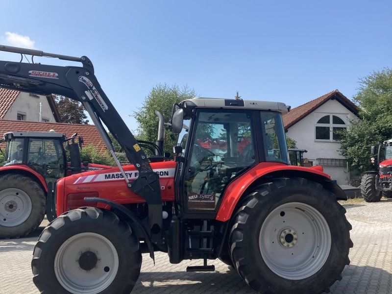 Massey Ferguson 5470Dyna4