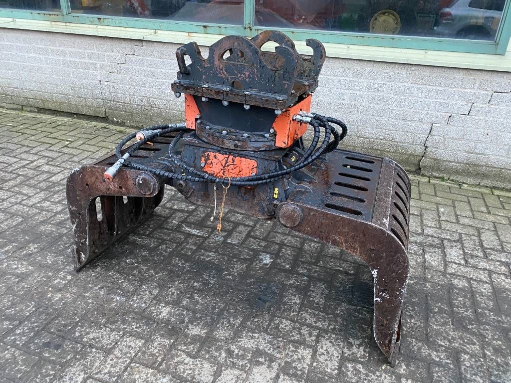 Cangini Benne Pinza PF 450 4T.L