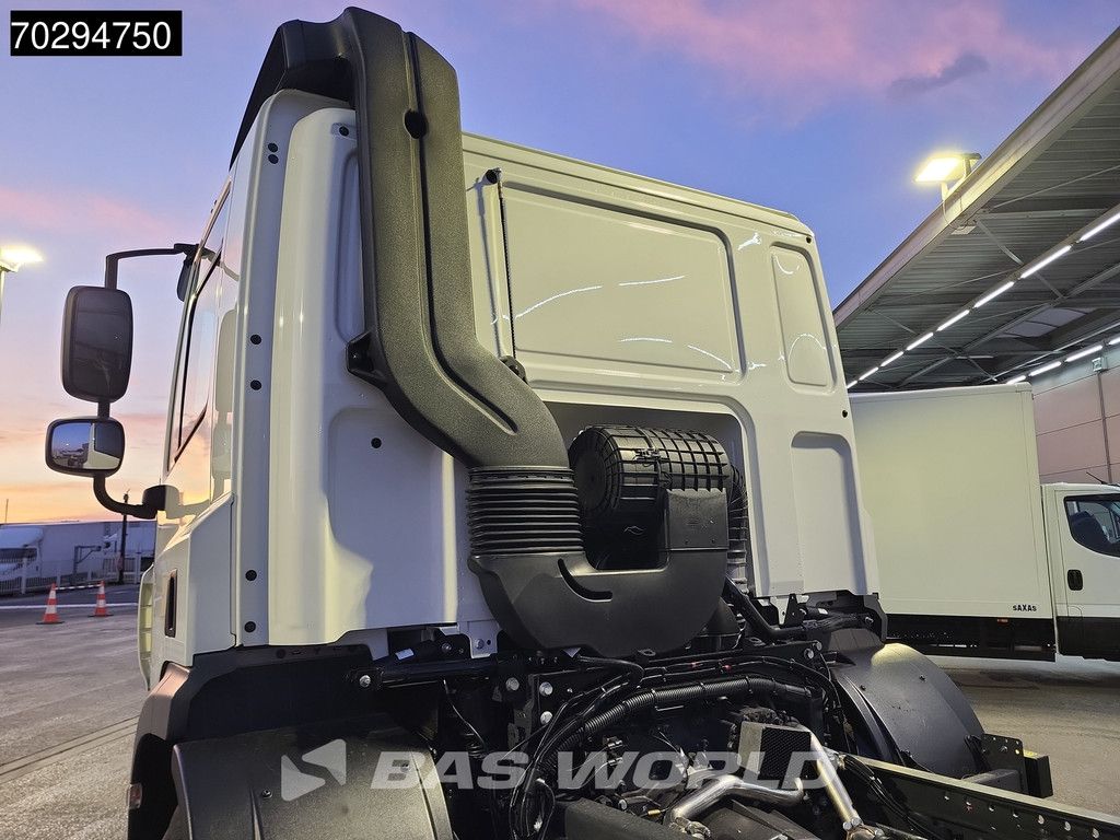DAF CF 300 6X2 NEW chassis Lift/Steering Axle ACC Retarder Euro 6