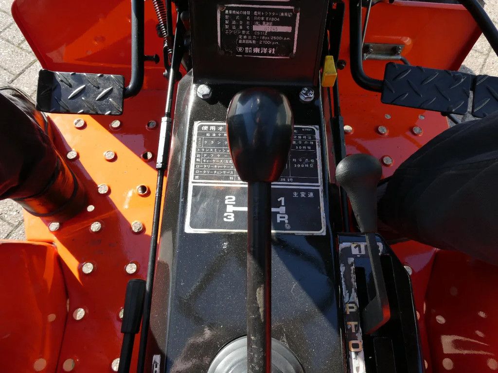Hinomoto E1804 4wd / 1324 Draaiuren / Miditrekker