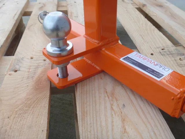 Tarpan Pro Driepuntsbok + Knobbel