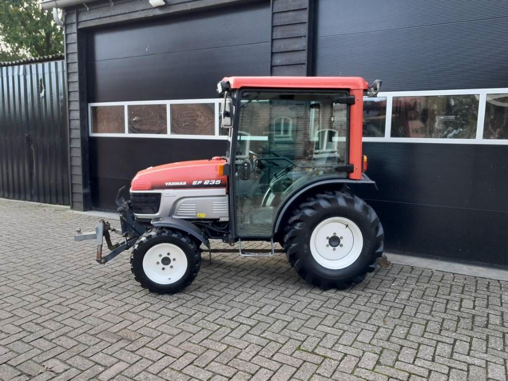Yanmar EF 235 HST Hydrostaat 35PK compact tractor